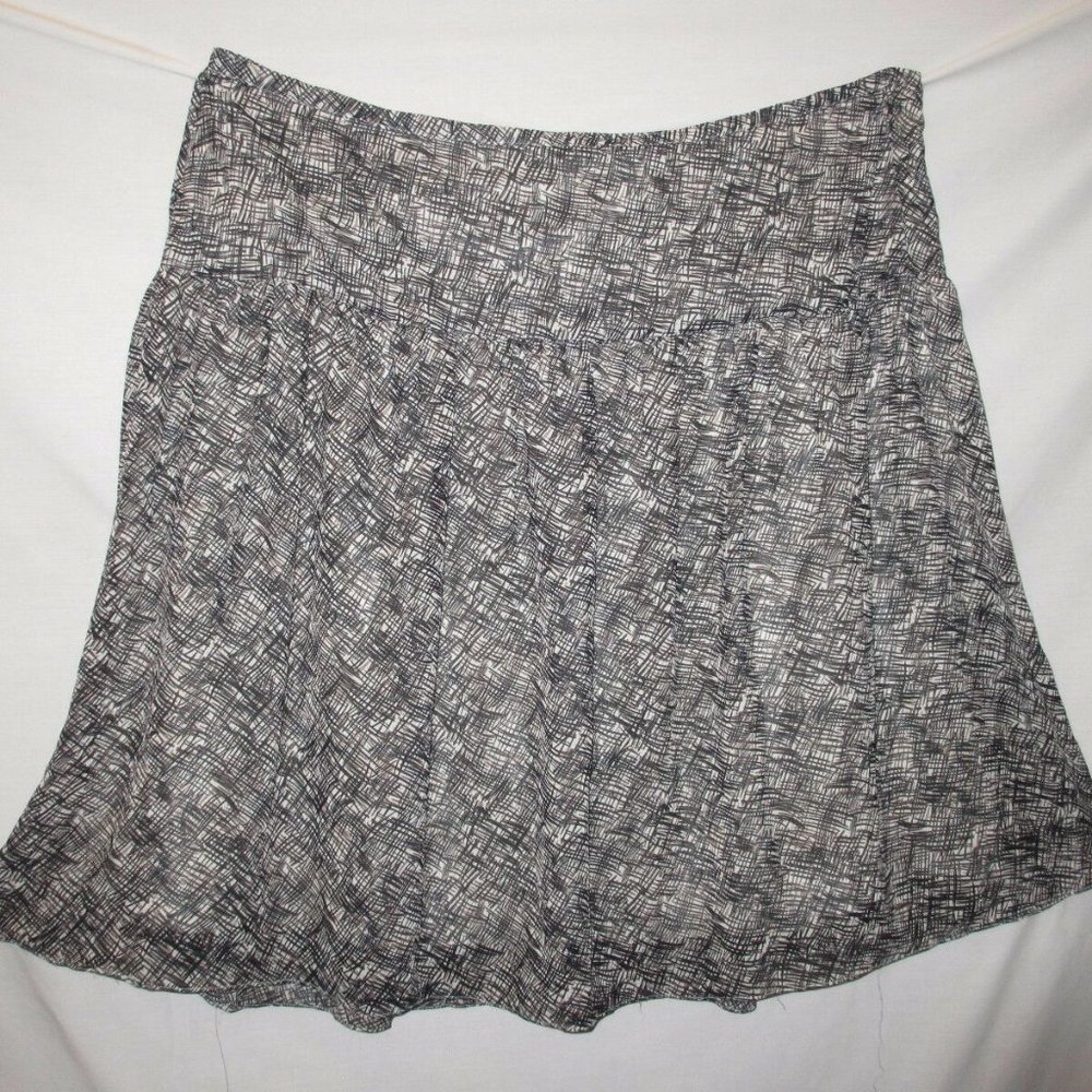 26W 4X Skirt BLACK WHITE LINING ZIPPER PLUS A-LINE